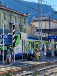 pociągi z Bergamo do Lecco