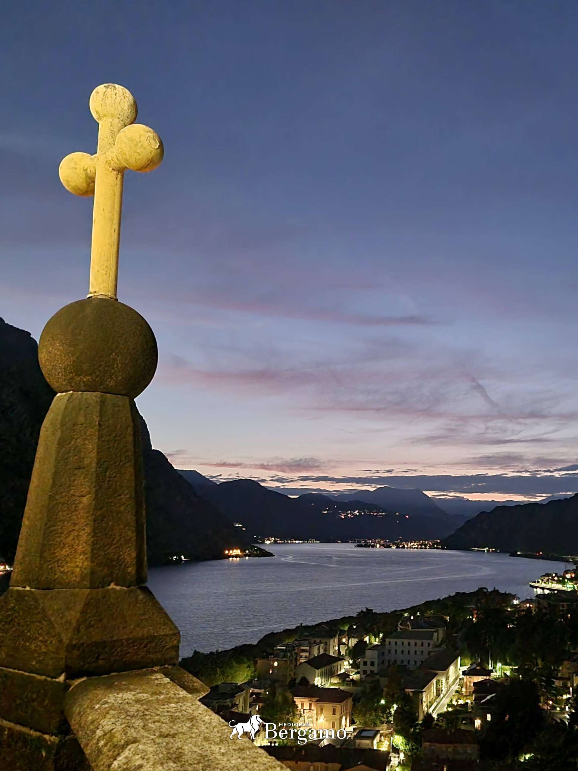 widok z wieży Campanile w Lecco