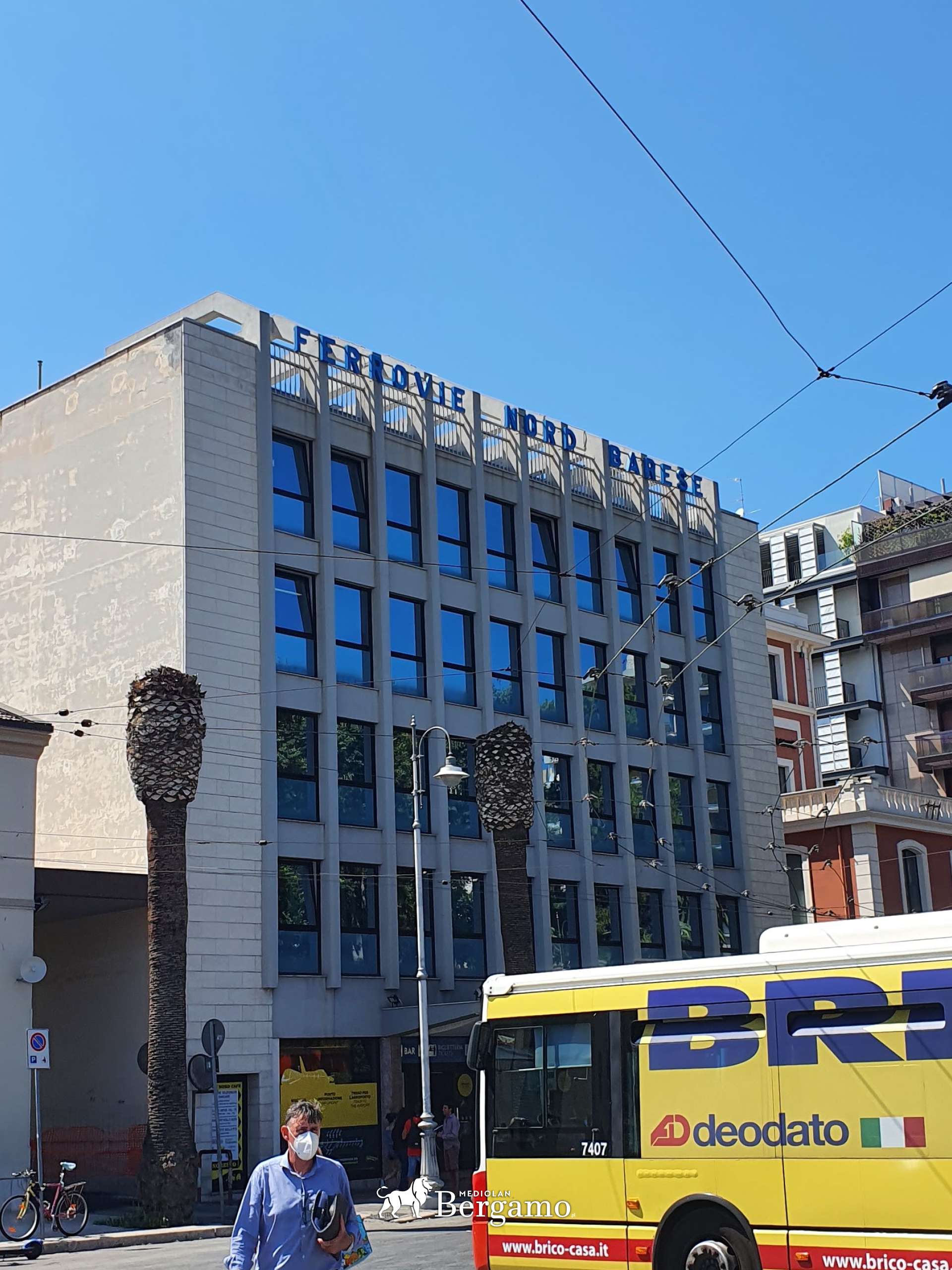 Bari stacja na lotnisko