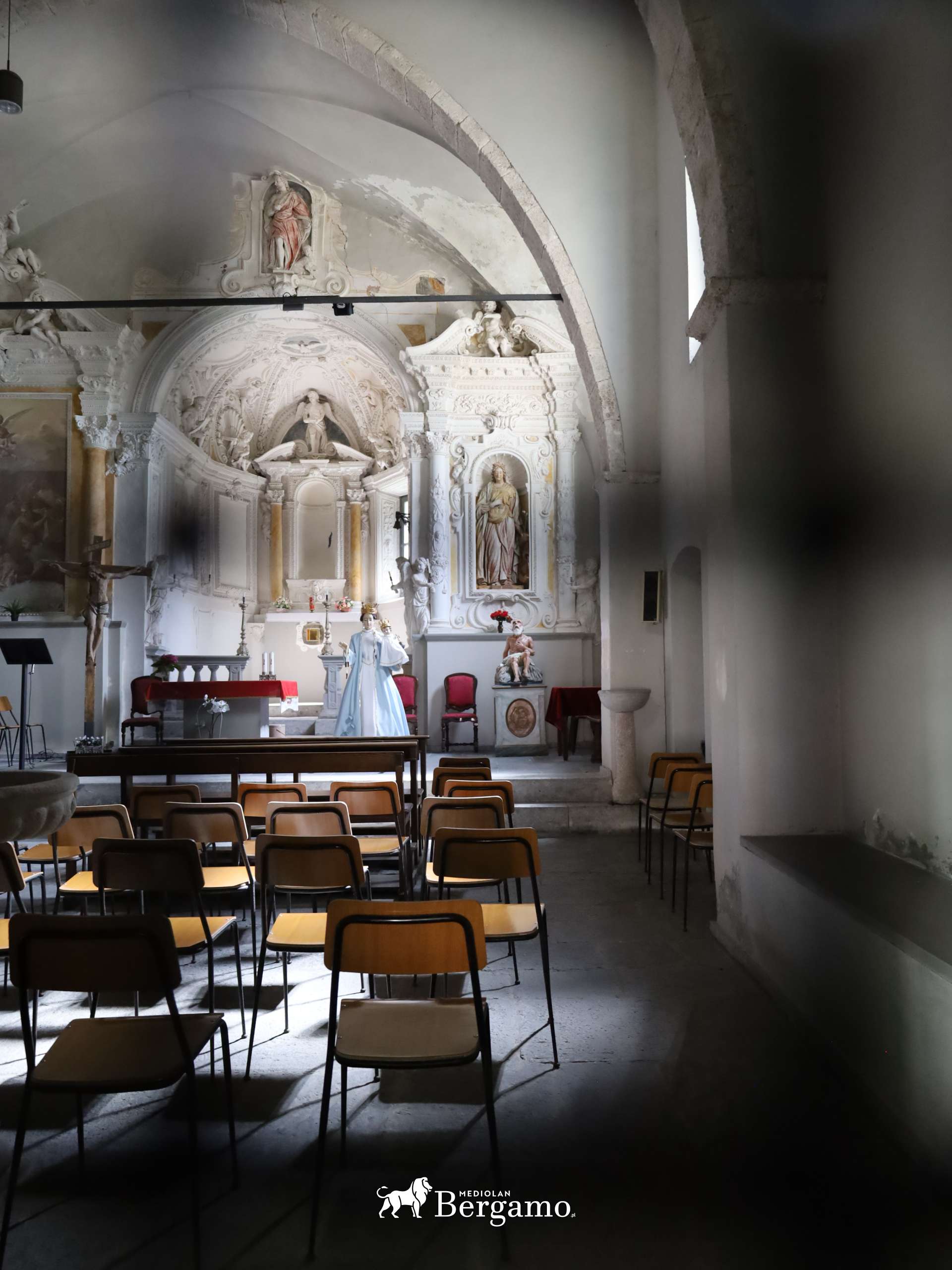 Cmentarz w skale Lecco