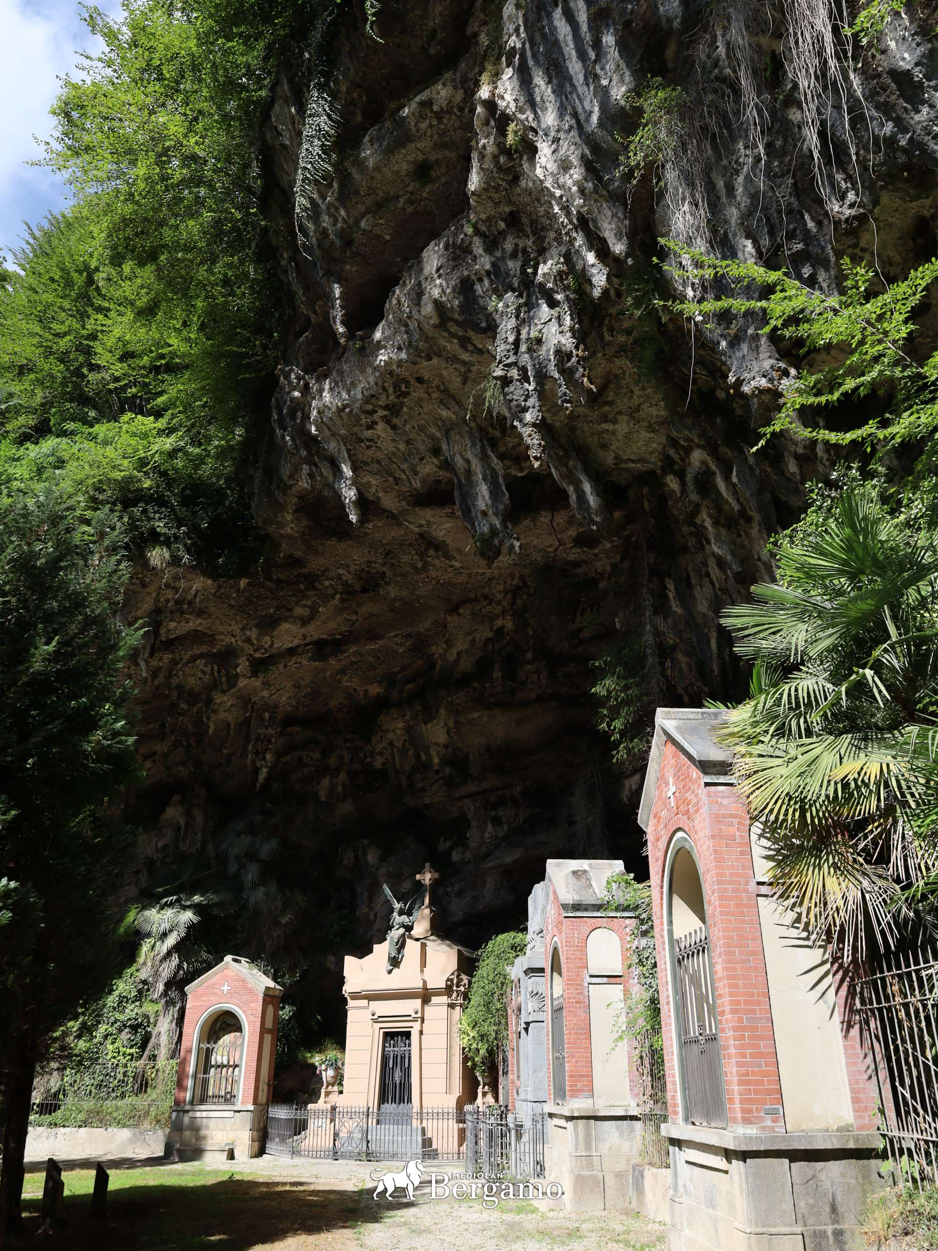 lecco laorca cmentarz w skale