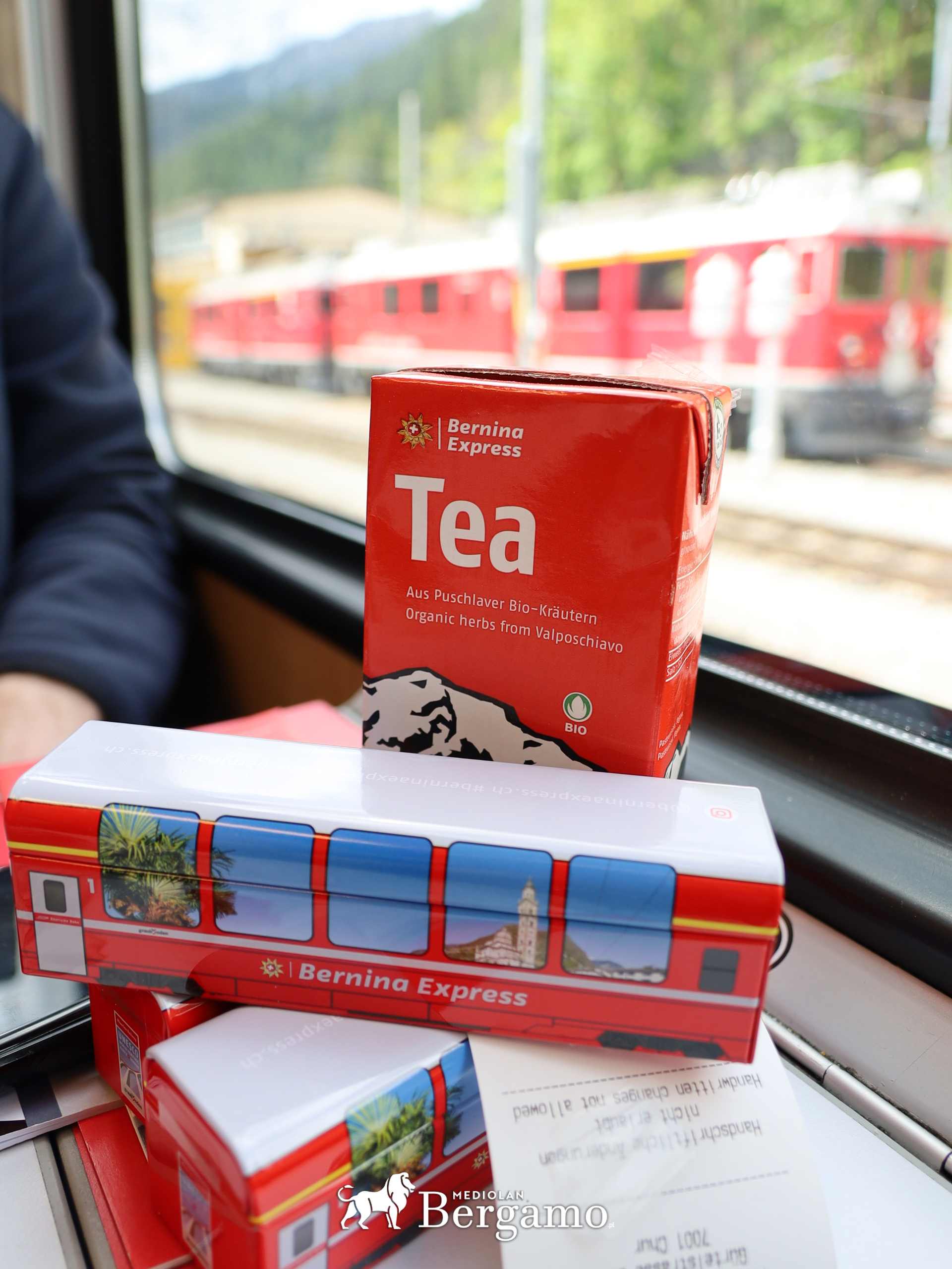 Podarunki od obsługi w Bernina Express