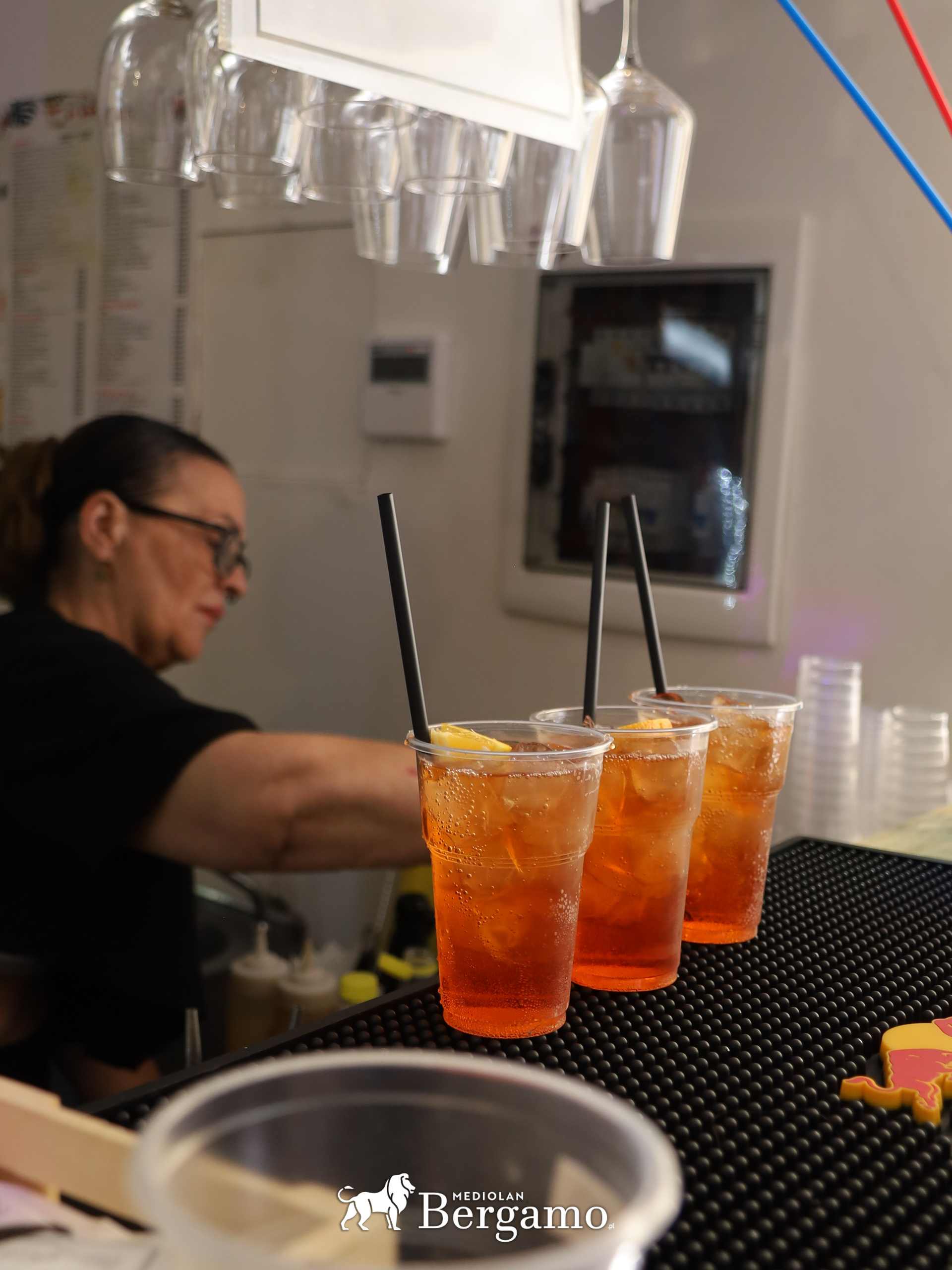 Bar w Bari z Aperolem
